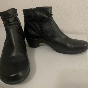 Women’s Earth Origins Ankle Boots